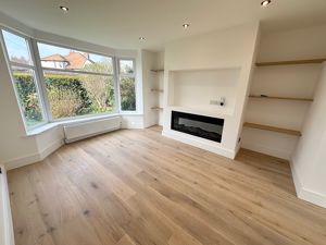 Lounge- click for photo gallery
